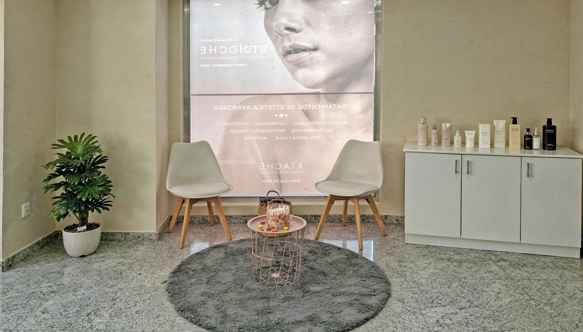 Pide cita en el centro de estética integral Bellamar en Poio
